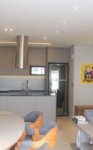Apartamento à venda com 125m², 4 quartos e 2 vagasSala