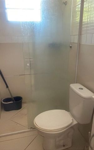Studio para alugar com 30m², 1 quarto e sem vaga Studio para alugar com 30m², 1 quarto e sem vagaBanheiro