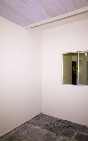 Casa para alugar com 50m², 1 quarto e sem vaga