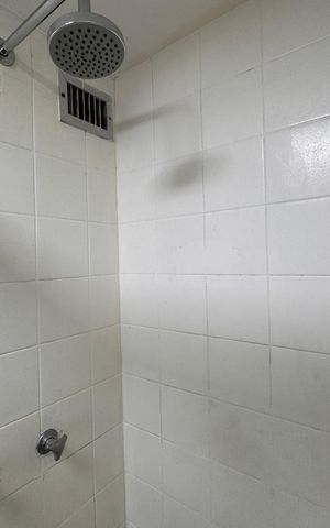 Apartamento para alugar com 85m², 2 quartos e 1 vaga Apartamento para alugar com 85m², 2 quartos e 1 vagaSuíte - Banheiro