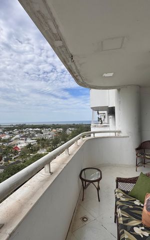 Apartamento para alugar com 85m², 2 quartos e 1 vaga Apartamento para alugar com 85m², 2 quartos e 1 vagaVaranda