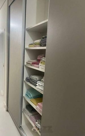 Casa de condomínio à venda com 182m², 3 quartos e 4 vagas