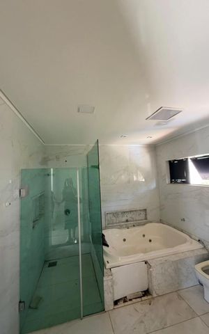 Casa à venda com 361m², 4 quartos e sem vaga
