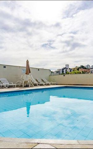 Apartamento para alugar com 213m², 3 quartos e 2 vagasÁrea comum - Piscina