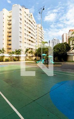 Apartamento para alugar com 213m², 3 quartos e 2 vagasQuadra
