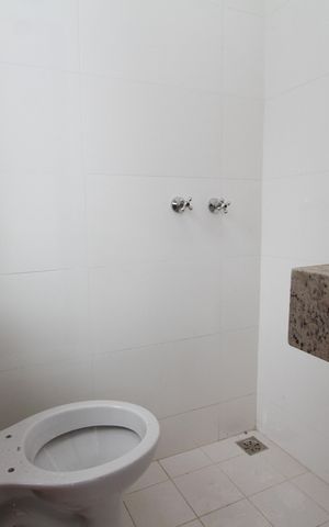 Casa de condomínio à venda com 125m², 2 quartos e 1 vagaBanheiro da Suíte
