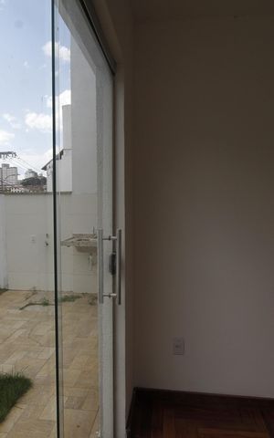 Casa de condomínio à venda com 125m², 2 quartos e 1 vagaÁrea privativa