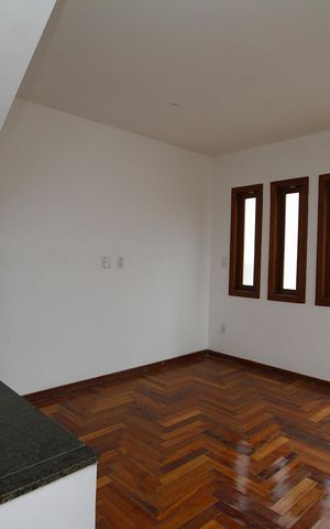 Casa de condomínio à venda com 125m², 2 quartos e 1 vagaSala