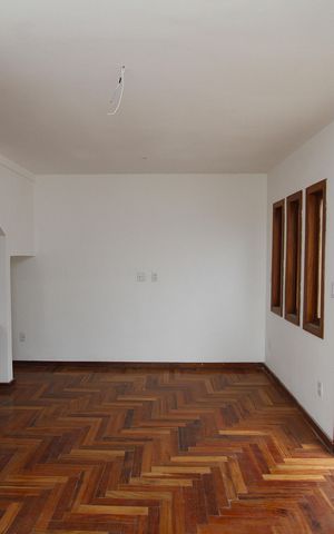 Casa de condomínio à venda com 125m², 2 quartos e 1 vagaSala