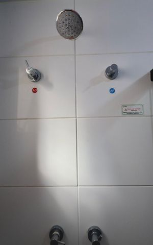 Apartamento à venda com 43m², 2 quartos e 1 vaga Apartamento à venda com 43m², 2 quartos e 1 vagaBanheiro