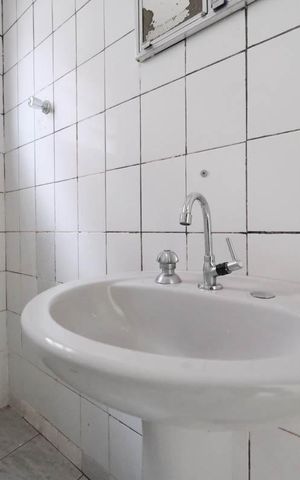 Casa para alugar com 65m², 2 quartos e sem vagaBanheiro