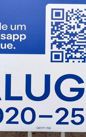 Casa para alugar com 65m², 2 quartos e sem vaga Casa para alugar com 65m², 2 quartos e sem vagaFachada