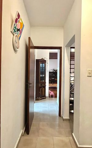 Casa à venda com 256m², 4 quartos e 2 vagas Casa à venda com 256m², 4 quartos e 2 vagasQuarto 3