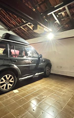 Casa à venda com 256m², 4 quartos e 2 vagas Casa à venda com 256m², 4 quartos e 2 vagasGaragem