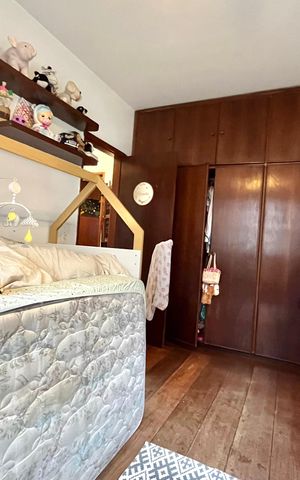 Casa à venda com 256m², 4 quartos e 2 vagas Casa à venda com 256m², 4 quartos e 2 vagasQuarto 2