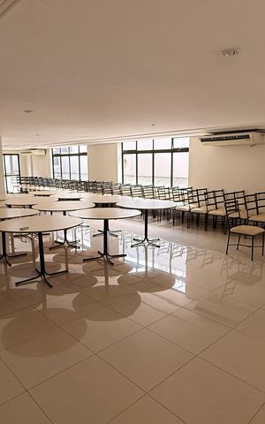 Apartamento à venda com 160m², 4 quartos e 2 vagasÁrea comum - Salão de festas