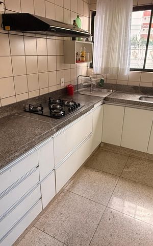 Apartamento à venda com 160m², 4 quartos e 2 vagasCozinha