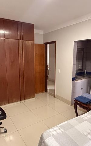 Apartamento à venda com 160m², 4 quartos e 2 vagasSuíte 2