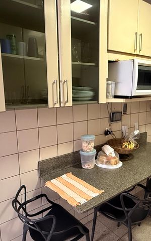 Apartamento à venda com 160m², 4 quartos e 2 vagasCozinha