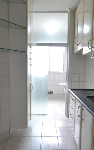 Apartamento à venda com 67m², 2 quartos e 2 vagasCozinha e Área de Serviço
