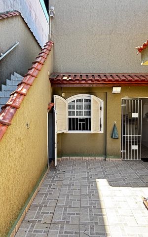 Casa para alugar com 70m², 2 quartos e 1 vaga Casa para alugar com 70m², 2 quartos e 1 vagaQuintal