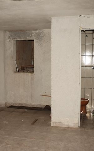 Casa para alugar com 176m², 2 quartos e 3 vagasÁrea externa