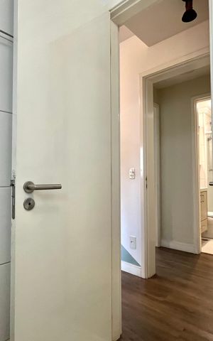 Apartamento à venda com 56m², 2 quartos e 2 vagas Apartamento à venda com 56m², 2 quartos e 2 vagasBanheiro da Suíte