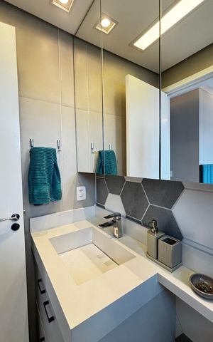 Apartamento à venda com 63m², 2 quartos e 1 vaga Apartamento à venda com 63m², 2 quartos e 1 vagaBanheiro da Suíte