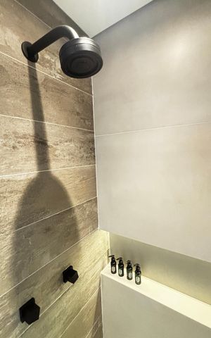 Apartamento à venda com 63m², 2 quartos e 1 vaga Apartamento à venda com 63m², 2 quartos e 1 vagaLavabo