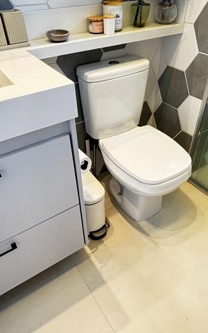 Apartamento à venda com 63m², 2 quartos e 1 vaga Apartamento à venda com 63m², 2 quartos e 1 vagaBanheiro da Suíte