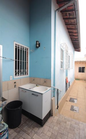 Casa à venda com 140m², 3 quartos e 4 vagasÁrea de Serviço