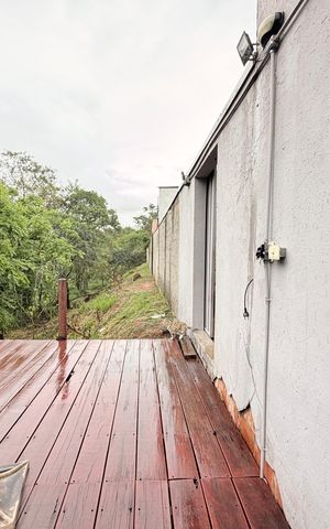 Casa à venda com 202m², 3 quartos e 3 vagasDeck externo e vista