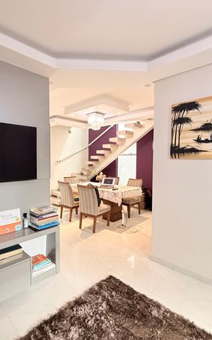 Casa à venda com 202m², 3 quartos e 3 vagasSala