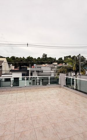 Casa à venda com 202m², 3 quartos e 3 vagasQuarto 1 - Suíte - Varanda