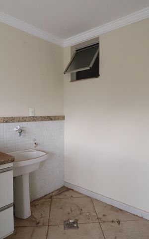 Apartamento para alugar com 115m², 3 quartos e 4 vagasÁrea de Serviço e Banheiro