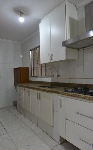 Casa à venda com 156m², 4 quartos e 2 vagasCozinha