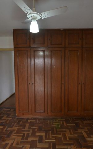 Casa à venda com 156m², 4 quartos e 2 vagasQuarto 1