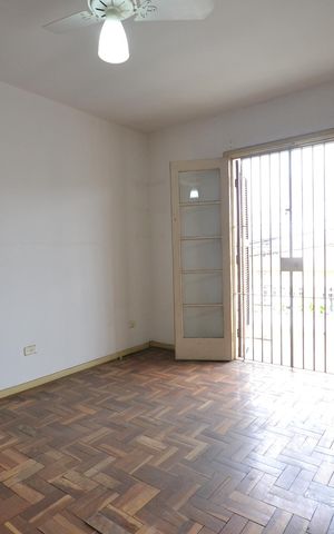 Casa à venda com 156m², 4 quartos e 2 vagasQuarto 1