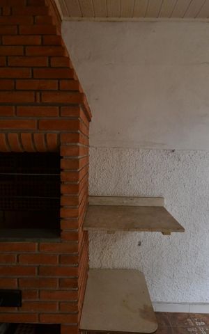 Casa à venda com 156m², 4 quartos e 2 vagasQuintal