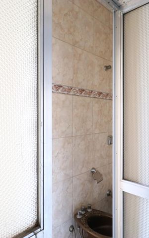 Apartamento para alugar com 80m², 2 quartos e sem vagaBanheiro 