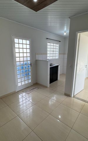 Casa para alugar com 55m², 2 quartos e 1 vaga