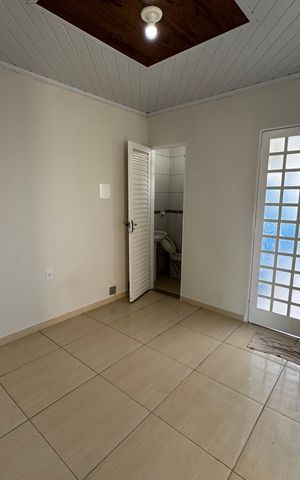 Casa para alugar com 55m², 2 quartos e 1 vaga