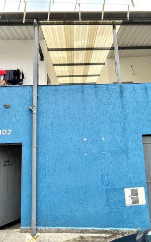 Casa para alugar com 35m², 1 quarto e sem vaga Casa para alugar com 35m², 1 quarto e sem vagaFachada