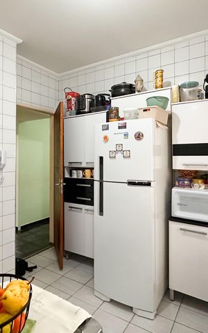 Apartamento à venda com 52m², 2 quartos e 1 vaga Apartamento à venda com 52m², 2 quartos e 1 vagaCozinha