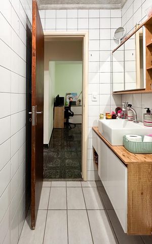 Apartamento à venda com 52m², 2 quartos e 1 vaga Apartamento à venda com 52m², 2 quartos e 1 vagaBanheiro Social
