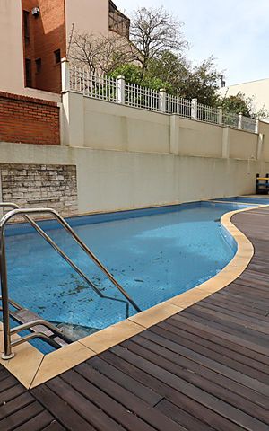 Apartamento para alugar com 59m², 2 quartos e 1 vagaÁrea comum - Piscina