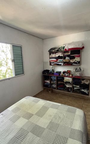 Casa à venda com 223m², 6 quartos e 3 vagas Casa à venda com 223m², 6 quartos e 3 vagasQuarto 1