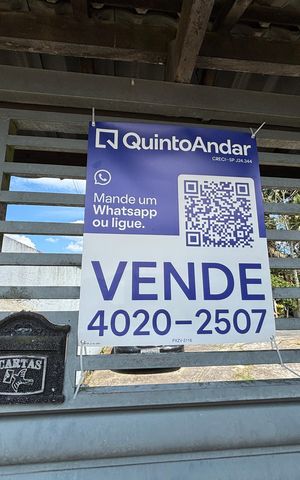 Casa à venda com 223m², 6 quartos e 3 vagas Casa à venda com 223m², 6 quartos e 3 vagasPlaca