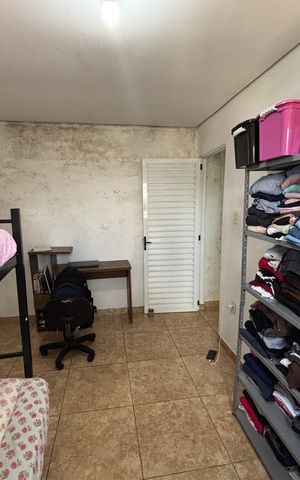 Casa à venda com 223m², 6 quartos e 3 vagas Casa à venda com 223m², 6 quartos e 3 vagasQuarto 2