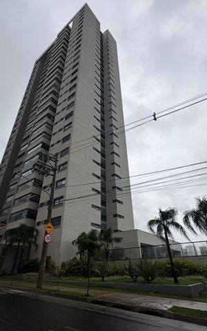 Apartamento para alugar com 111m², 3 quartos e 2 vagasFachada
